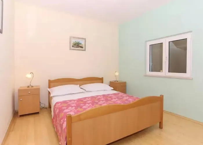 Casa With Indoor Pool Villa Krilo