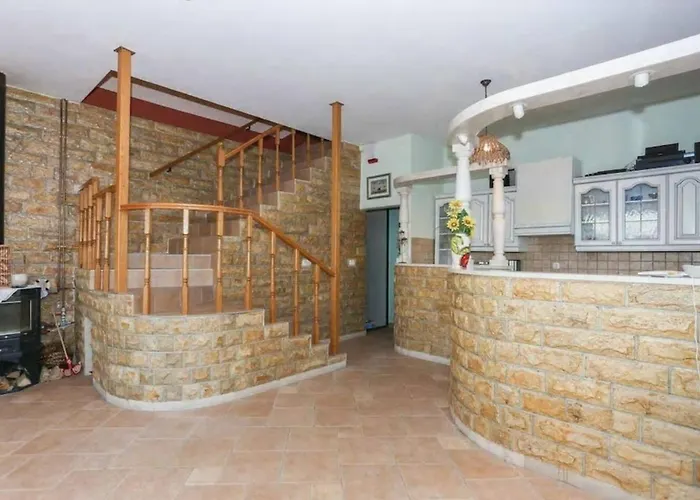 Casa With Indoor Pool Krilo