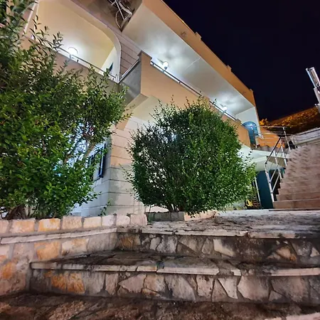 Villa Casa With Indoor Pool Krilo