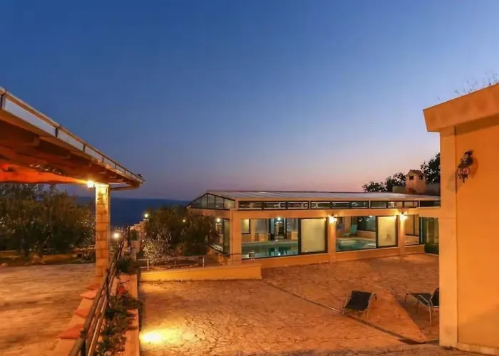 Casa With Indoor Pool Villa Krilo