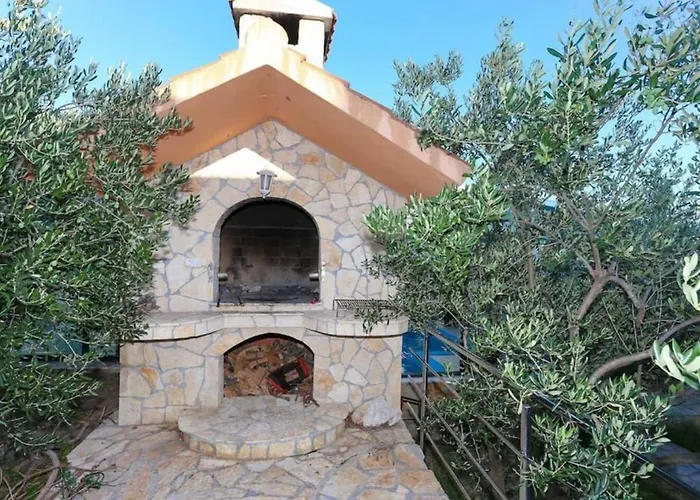 Casa With Indoor Pool Krilo